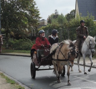 Défilé dans la commune