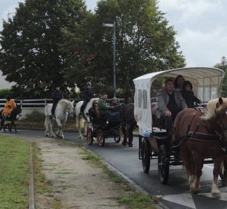 Défilé dans la commune