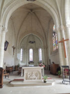 Choeur-et-autel-Eglise-St-Etienne